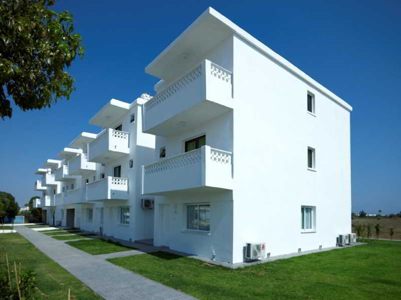 So Apartments Ayia Napa Eksteriør billede